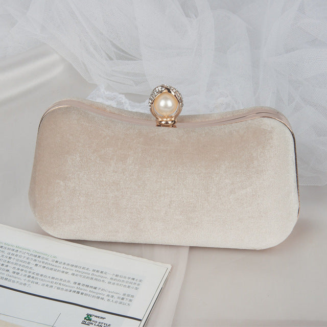 Green Shoulder Bags for Women - Luxury Designer Clutch